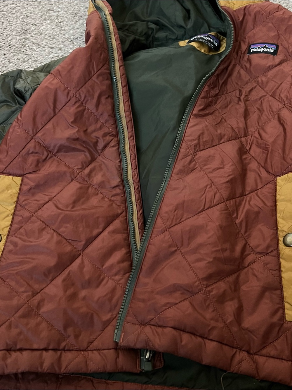 Patagonia Kids Quilted Hooded Jacket - Rust/Mustard/Olive Size 7/8 - Picture 3 of 8